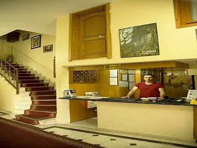 Yunus Emre Отель *
